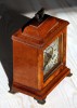 Красивые классические кабинетные настольные часы WUBA с боем - Классические красивые кабинетные настольные часы WUBA с боем купить в подарок мужу мужчине на юбилей