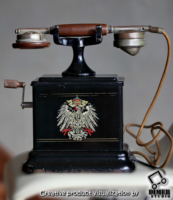 Антикварный австрийский настольный телефонный аппарат Антикварный настольный телефон из Европы - необычный эксклюзивный подарок, стильный элемент интерьера кабинета лофта, большой квартиры или коттеджа. Такие телефоны выставлены в музее
