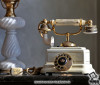 Антикварный настольный телефон Ericsson первой четверти 20 века - Антикварный настольный телефон Ericsson первой четверти 20 века Антикварный настольный телефон Ericsson в благородном белом исполнении украсит и с успехом дополнит самый богатый интерьер