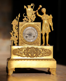 Редкие антикварные каминные часы с боем RICHOND PARIS в стиле «Ампи́р»
