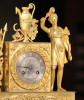 Редкие антикварные каминные часы с боем RICHOND PARIS в стиле «Ампи́р» - Редкие антикварные каминные часы с боем в стиле Ампир, Франция, позолоченная бронза. Эти классические антикварные Французские часы - необычный подарок на юбилей политику, бизнесмену, состоятельному господину, у которого все есть. купите в магазине ДариАнт