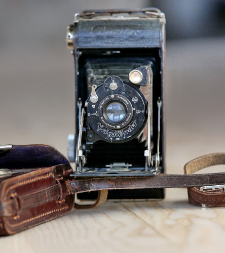 Старинный фотоаппарат Voigtländer Jubilar в оригинальном футляре
