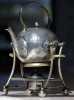 Антикварный яхтенный чайник с горелкой: серебрение, второй половины 19 века - Необычный бизнес сувенир, прекрасный подарок капитану, яхтсмену или владельцу яхты, подарок мужу мужчине на 23 февраля, оригинальный подарок рыбаку - антикварный серебрённый чайник с горелкой из Англии.