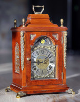 Классические Голландские настольные часы с боем и указателем лунных фаз