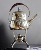 Антикварный яхтенный чайник с горелкой в традиционном латунном исполнении - Антикварный яхтенный чайник с горелкой в традиционном латунном исполнении