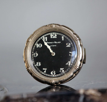 Антикварные автомобильные часы Phinney-Walker (США)