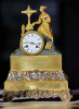 Антикварные Французские каминные часы BAULLIER & FILS PARIS - Старинные каминные часы BAULLIER & FILS PARIS, Франция 19 век, позолоченная бронза. Классические антикварные Французские часы эпохи Французской Реставрации - лучший подарок священнику, священнослужителю, состоятельному политику или бизнесмену купить в Дар