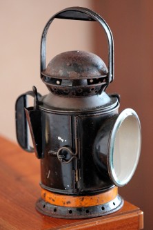 Старинный английский сигнальный железнодорожный фонарь "BR(W)"